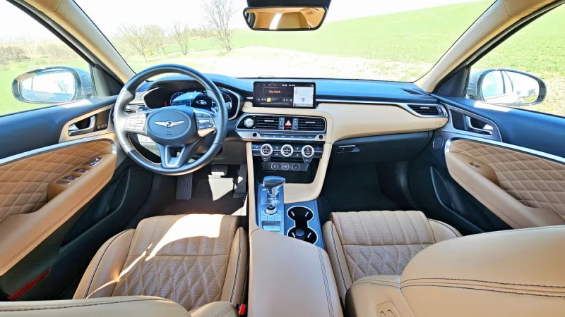 test-ojetiny-genesis-g70-22-crdi-awd-14