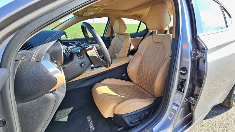 test-ojetiny-genesis-g70-22-crdi-awd-15