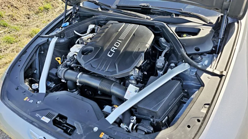 test-ojetiny-genesis-g70-22-crdi-awd-21