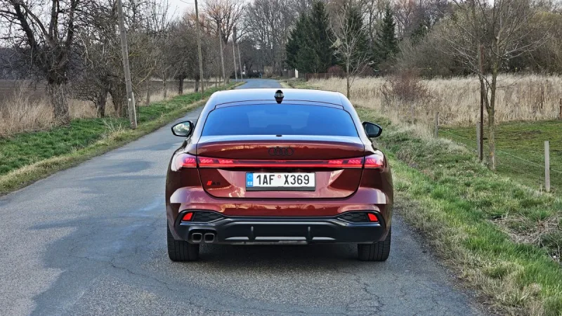 test-audi-a5-limuzina-20-tdi-quattro-150-kw-2025-5