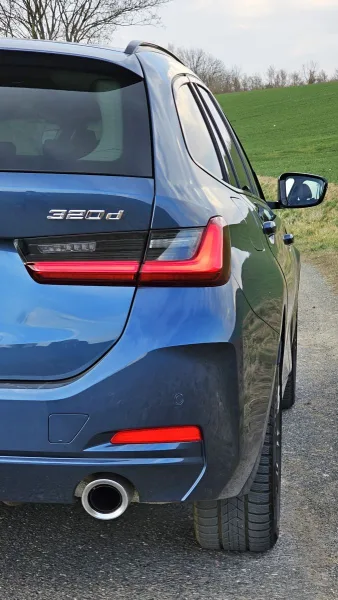 test-bmw-320d-xdrive-touring-2025-11