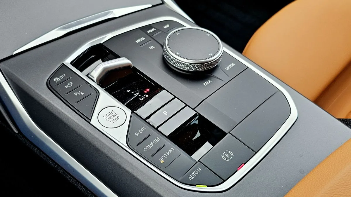 test-bmw-320d-xdrive-touring-2025-19