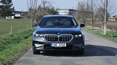 test-bmw-540d-xdrive-touring-2025