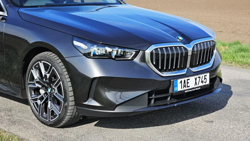 test-bmw-540d-xdrive-touring-2025-12