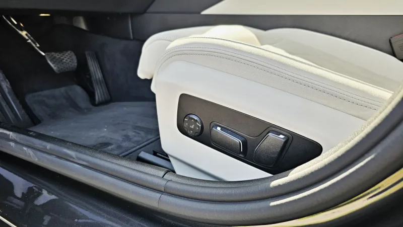 test-bmw-540d-xdrive-touring-2025-23