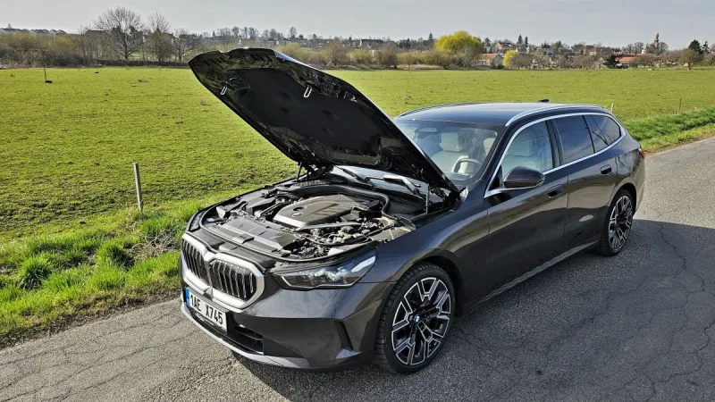 test-bmw-540d-xdrive-touring-2025-29