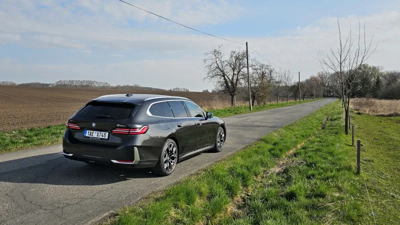 Test BMW 540d XDrive Touring 2025 Auto mania cz Test BMW 540d XDrive Touring 2025 Auto mania cz