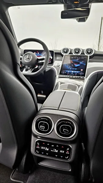 test-mercedes-amg-glc-63-s-e-performance-2025-foto-pavel-srp-32