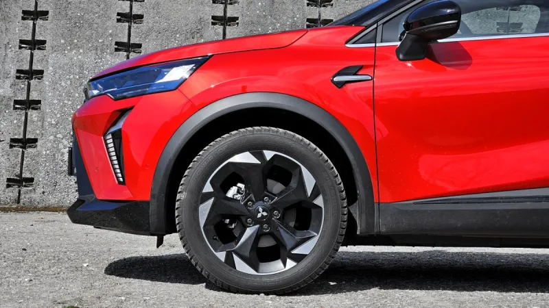 test-mitsubishi-asx-1-3-mild-hybrid-7dct-2025-11