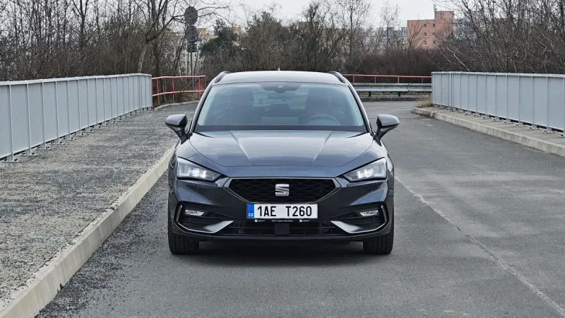 test-seat-leon-sportstourer-15-etsi-dsg-vamos-fr-2025