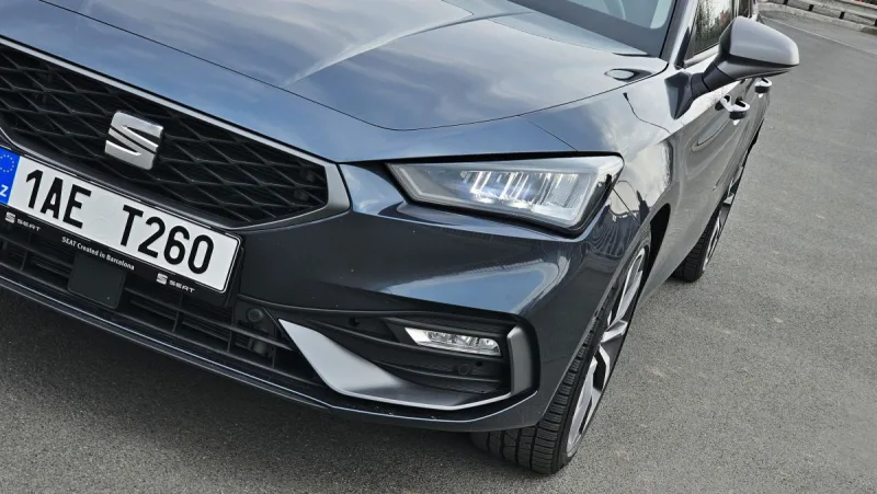 test-seat-leon-sportstourer-15-etsi-dsg-vamos-fr-2025-8