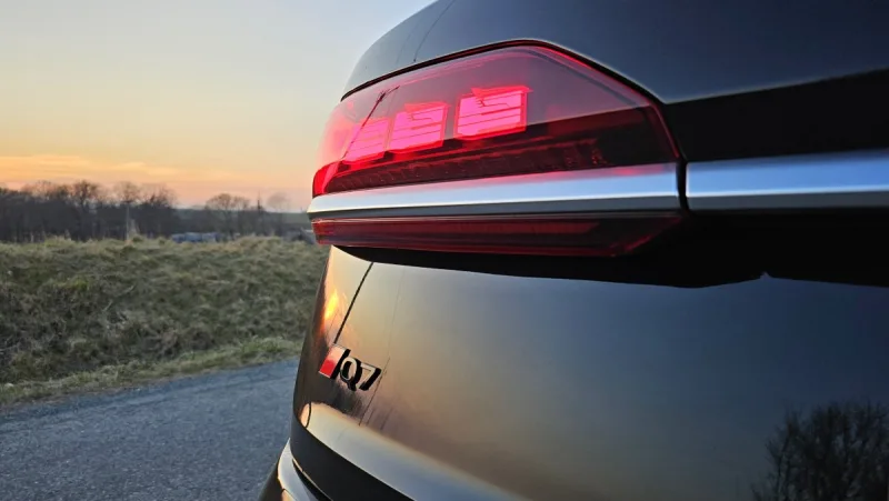 test-audi-q7-50-tdi-quattro-2025-27