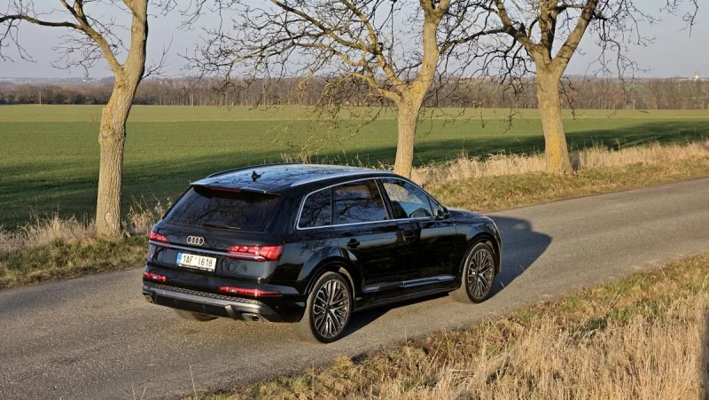 test-audi-q7-50-tdi-quattro-2025-9