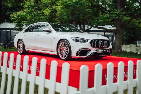 2025-mercedes-amg-s-63-e-performance-edition-30-years-limitovana-edice-czech-republic-1