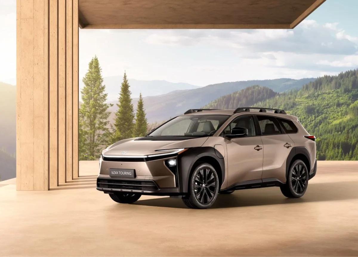 2025-toyota_bz4x_touring