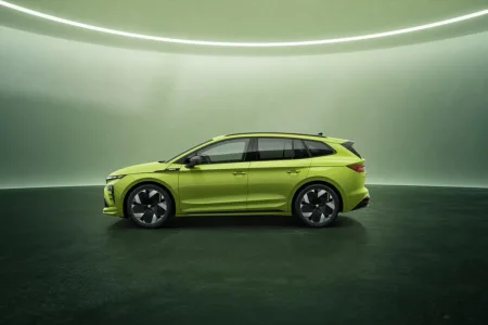 2025-skoda_enyaq_rs-a-skoda_enyaq_coupe_rs-facelift-studio-5