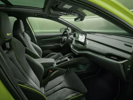 2025-skoda_enyaq_rs-a-skoda_enyaq_coupe_rs-facelift-studio-9