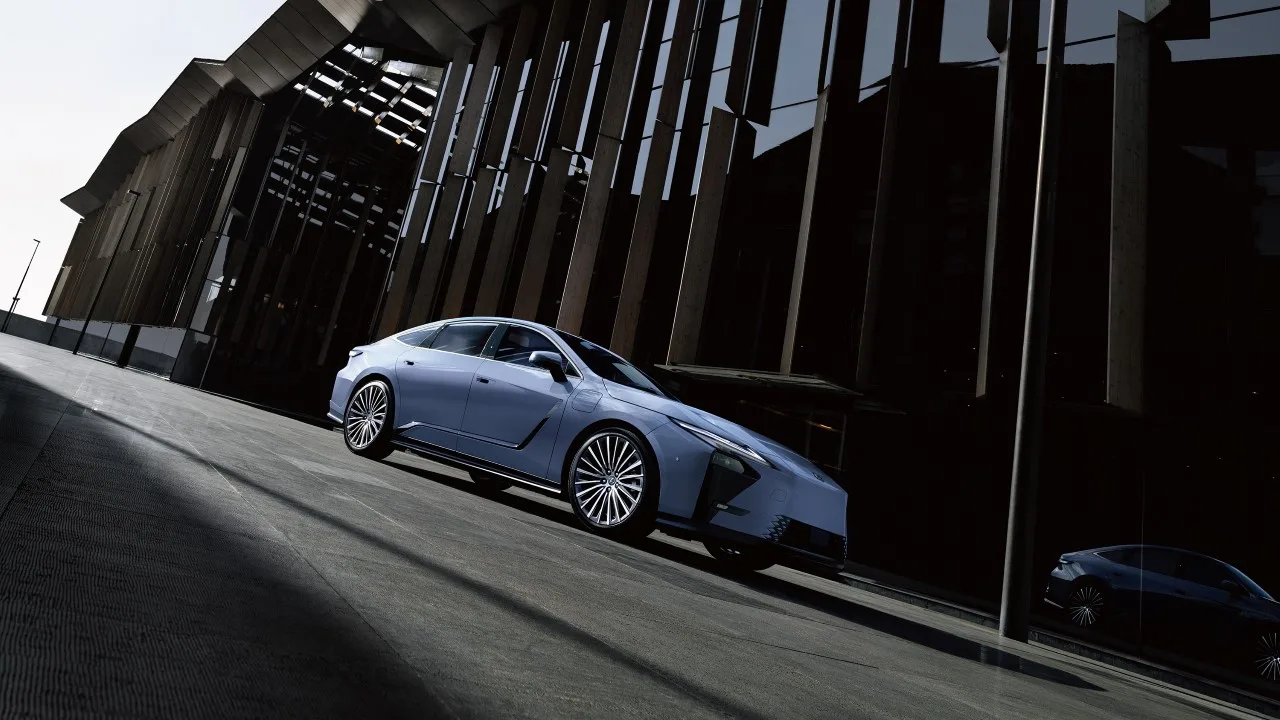 20250415_lexus410d_-exterior8-9