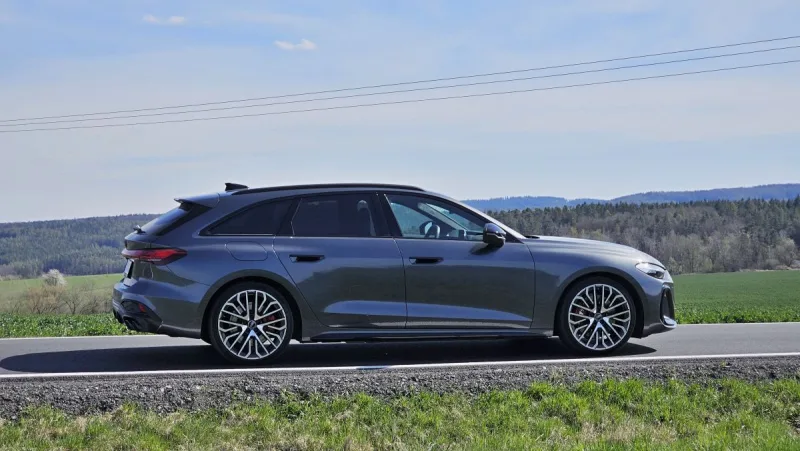 test-audi-s5-avant-tfsi-quattro-2025-23