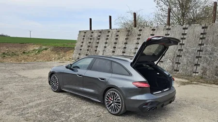 test-audi-s5-avant-tfsi-quattro-2025-33