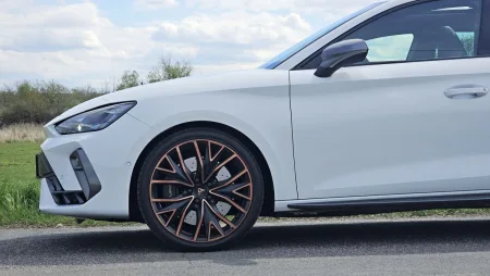 test-cupra-leon-sportstourer-vz-333-2025-11