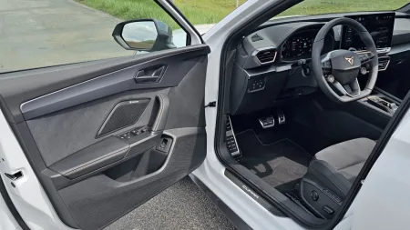 test-cupra-leon-sportstourer-vz-333-2025-14