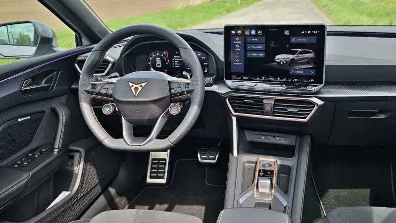 test-cupra-leon-sportstourer-vz-333-2025-16