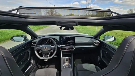 test-cupra-leon-sportstourer-vz-333-2025-17