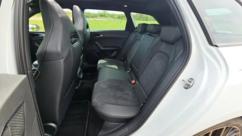 test-cupra-leon-sportstourer-vz-333-2025-21