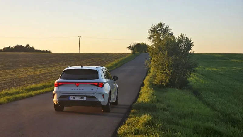 test-cupra-leon-sportstourer-vz-333-2025-28