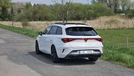 test-cupra-leon-sportstourer-vz-333-2025-6