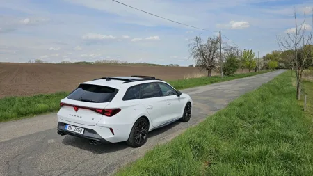 test-cupra-leon-sportstourer-vz-333-2025-8