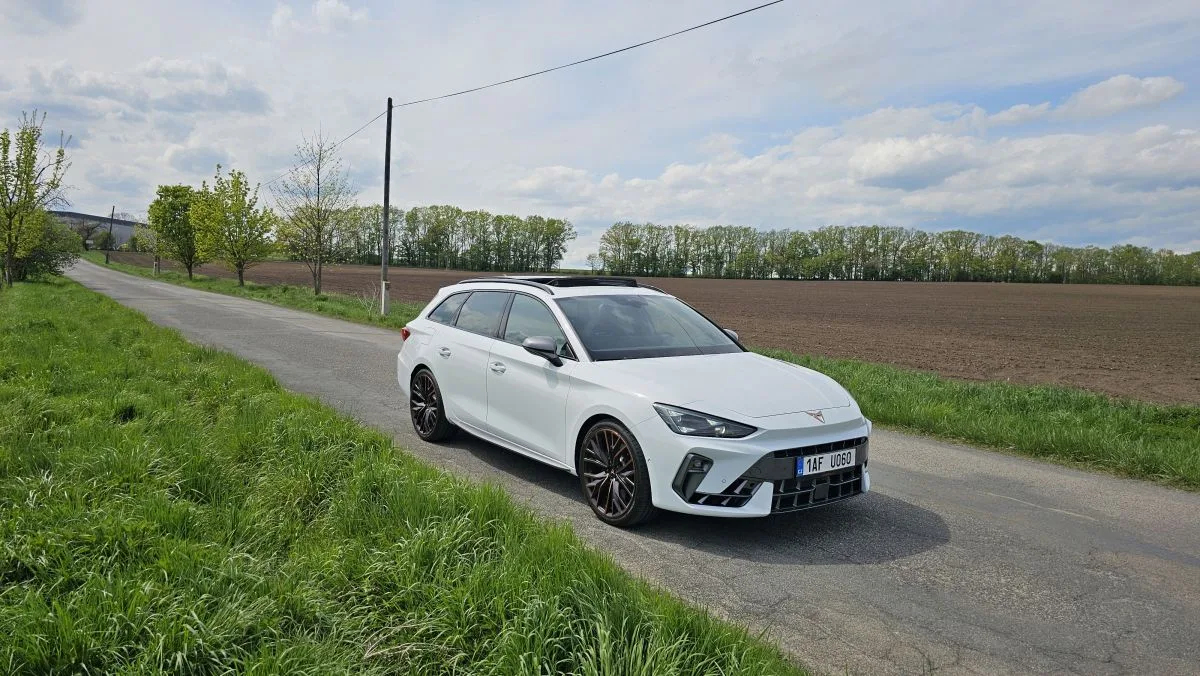 test-cupra-leon-sportstourer-vz-333-2025-9