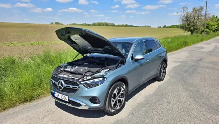 test-mercedes-benz-glc-200-d-4matic-2025-27