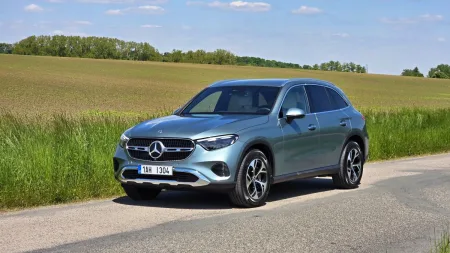 test-mercedes-benz-glc-200-d-4matic-2025-4