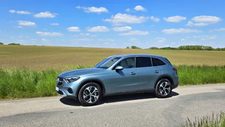 test-mercedes-benz-glc-200-d-4matic-2025-5