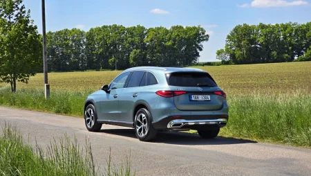 test-mercedes-benz-glc-200-d-4matic-2025-7