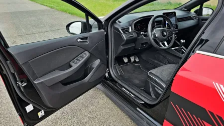 test-mitsubishi-colt-performance-1-0-mpi-t-2025-18