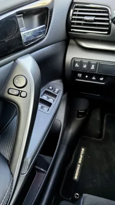 test-mitsubishi-eclipse-cross-phev-black-edition-2025-13