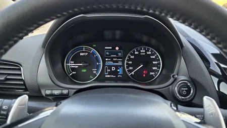 test-mitsubishi-eclipse-cross-phev-black-edition-2025-16
