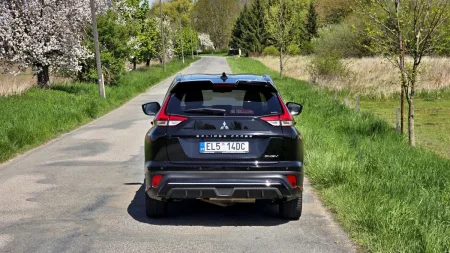 test-mitsubishi-eclipse-cross-phev-black-edition-2025-5