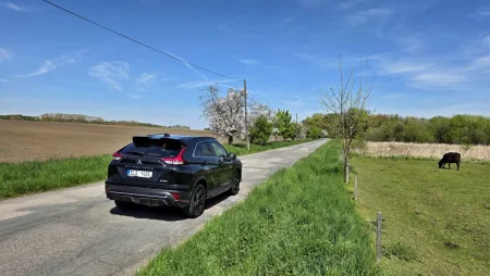 test-mitsubishi-eclipse-cross-phev-black-edition-2025-6