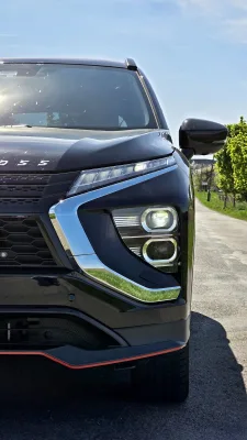 test-mitsubishi-eclipse-cross-phev-black-edition-2025-8