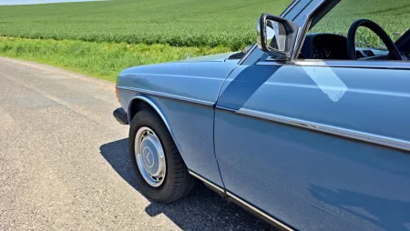 test-ojetiny-mercedes-benz-230-e-w123-1982-17