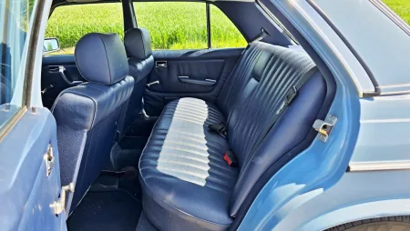 test-ojetiny-mercedes-benz-230-e-w123-1982-27