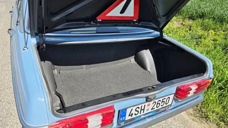 test-ojetiny-mercedes-benz-230-e-w123-1982-29