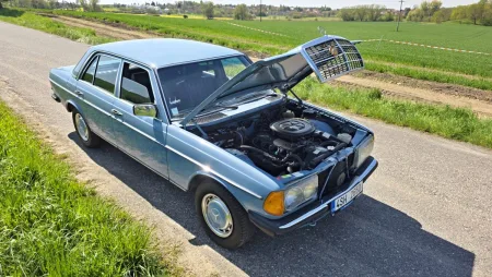 test-ojetiny-mercedes-benz-230-e-w123-1982-30
