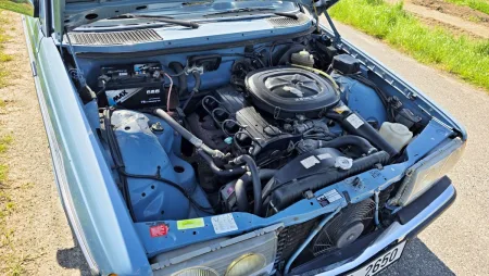 test-ojetiny-mercedes-benz-230-e-w123-1982-32