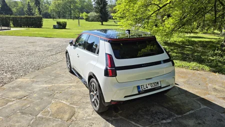 prvni_jizda-2025-renault_5_e_tech-elektricky-7