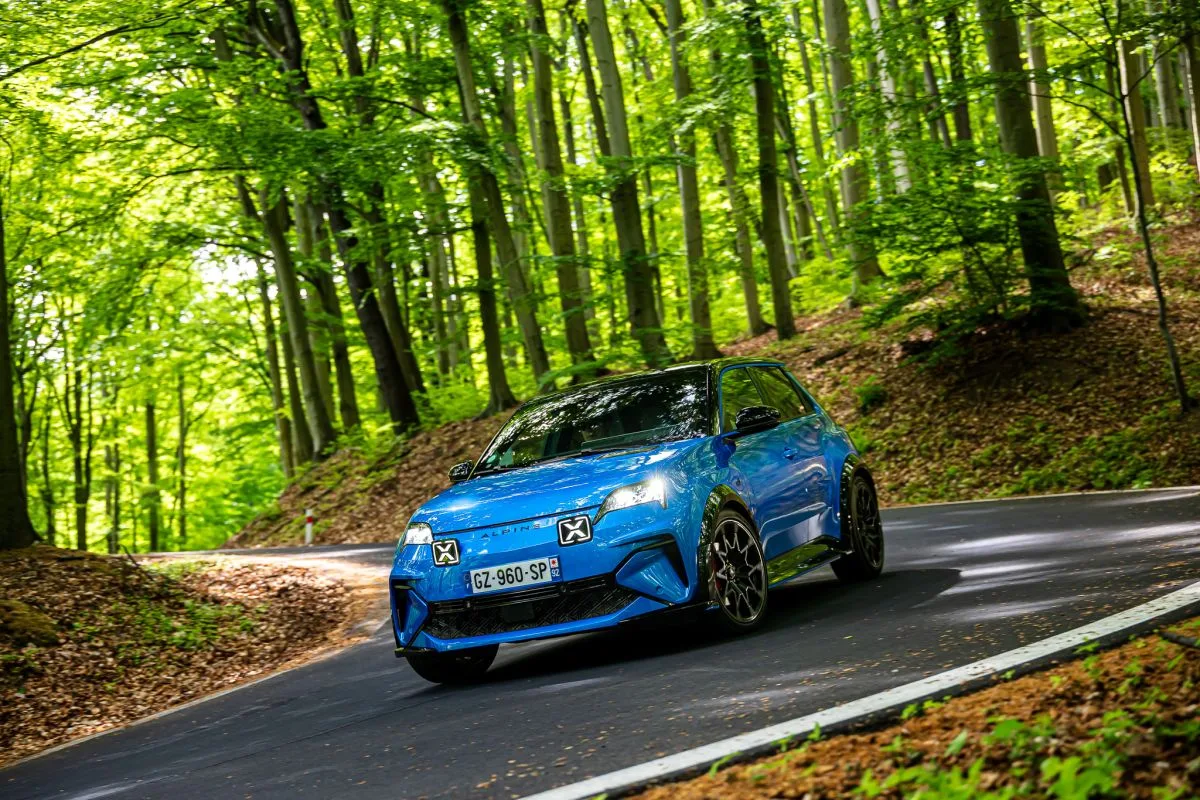 prvni-jizda-alpine-a290-2025-19